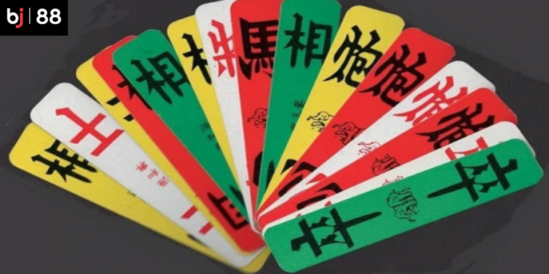 Bài Tứ Sắc: Giới Thiệu Về Luật Chơi Game Bài Tứ Sắc Tại BJ88 2 Giới thiệu về luật chơi bài tứ sắc tại BJ88